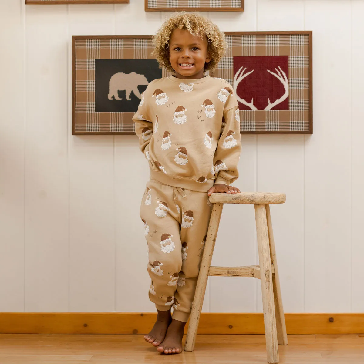 Relaxed Sweatshirt - Santa - Gold - FINAL SALE