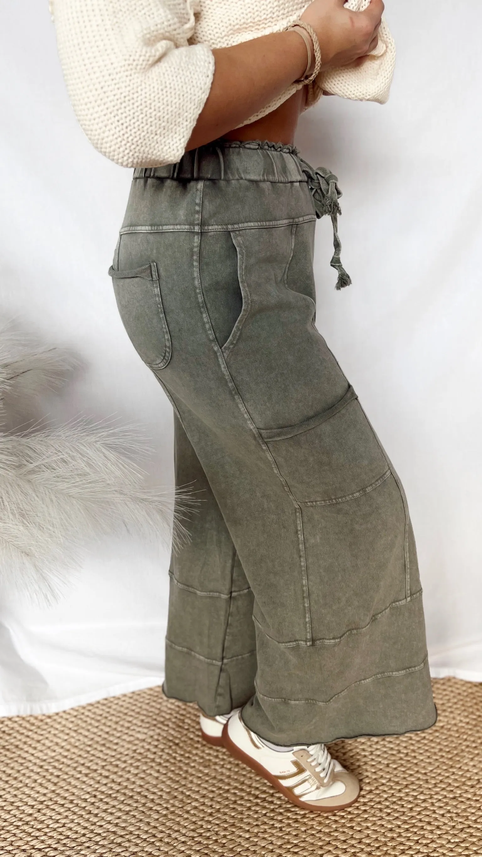 The Dusty Cargo Pant